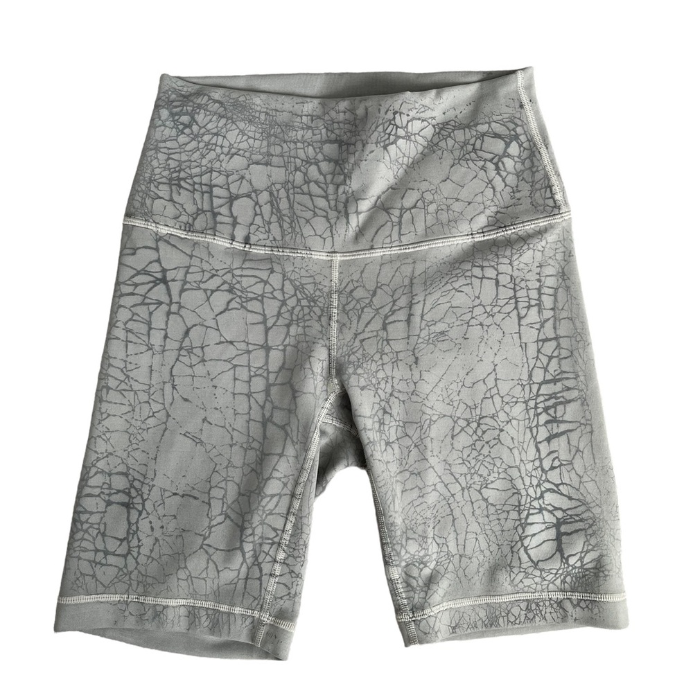Lululemon Wunder Train High Rise Short Shorts 8" Thread Dye Rover Black Size 4